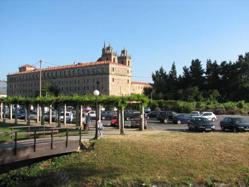 Apartamento Dactonium - Ribeira Sacra Monforte De Lemos Buitenkant foto